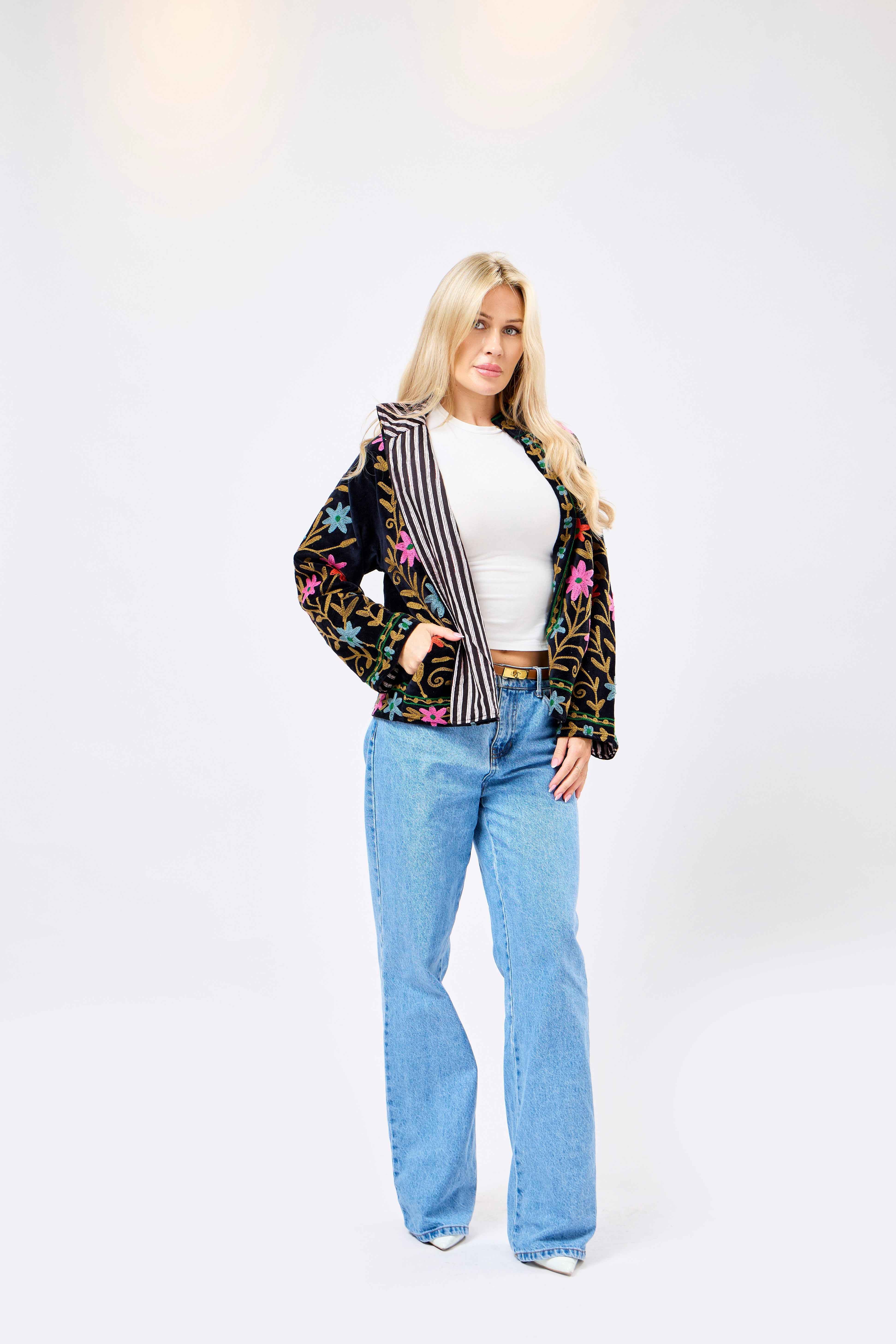 Image of Noirelle Short Velvet Jacket