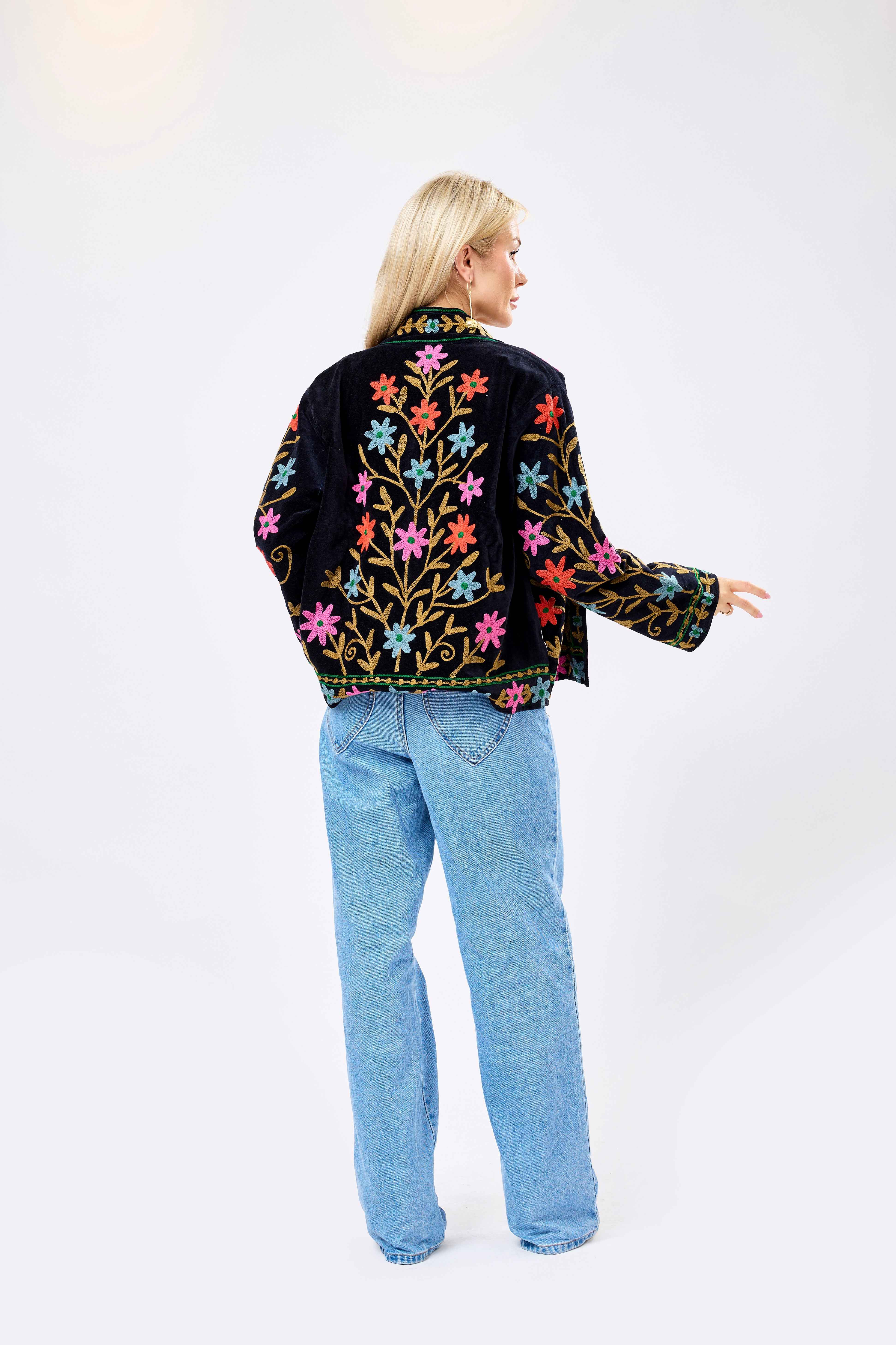 Image of Noirelle Short Velvet Jacket