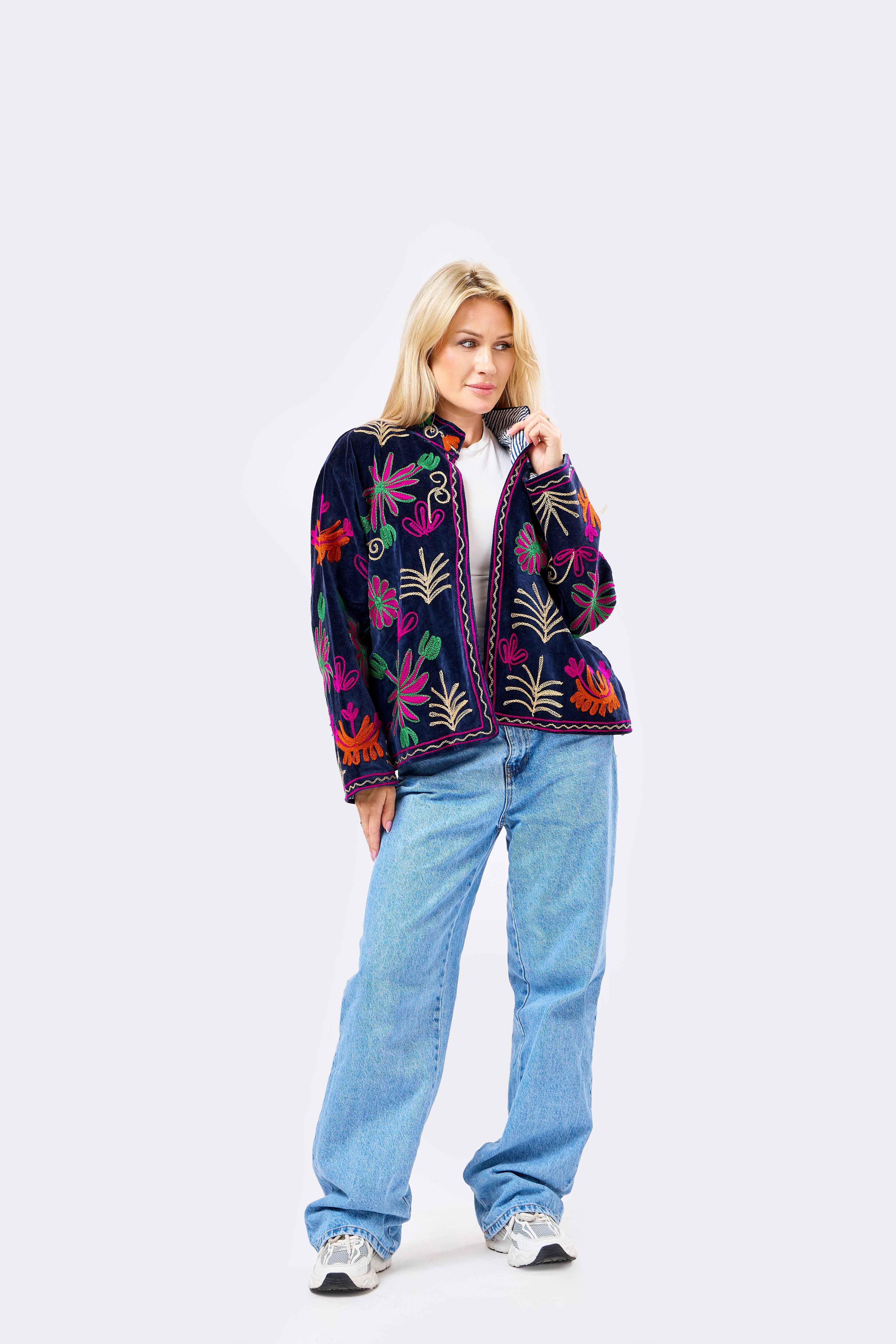 Image of Noctira Short Velvet Jacket