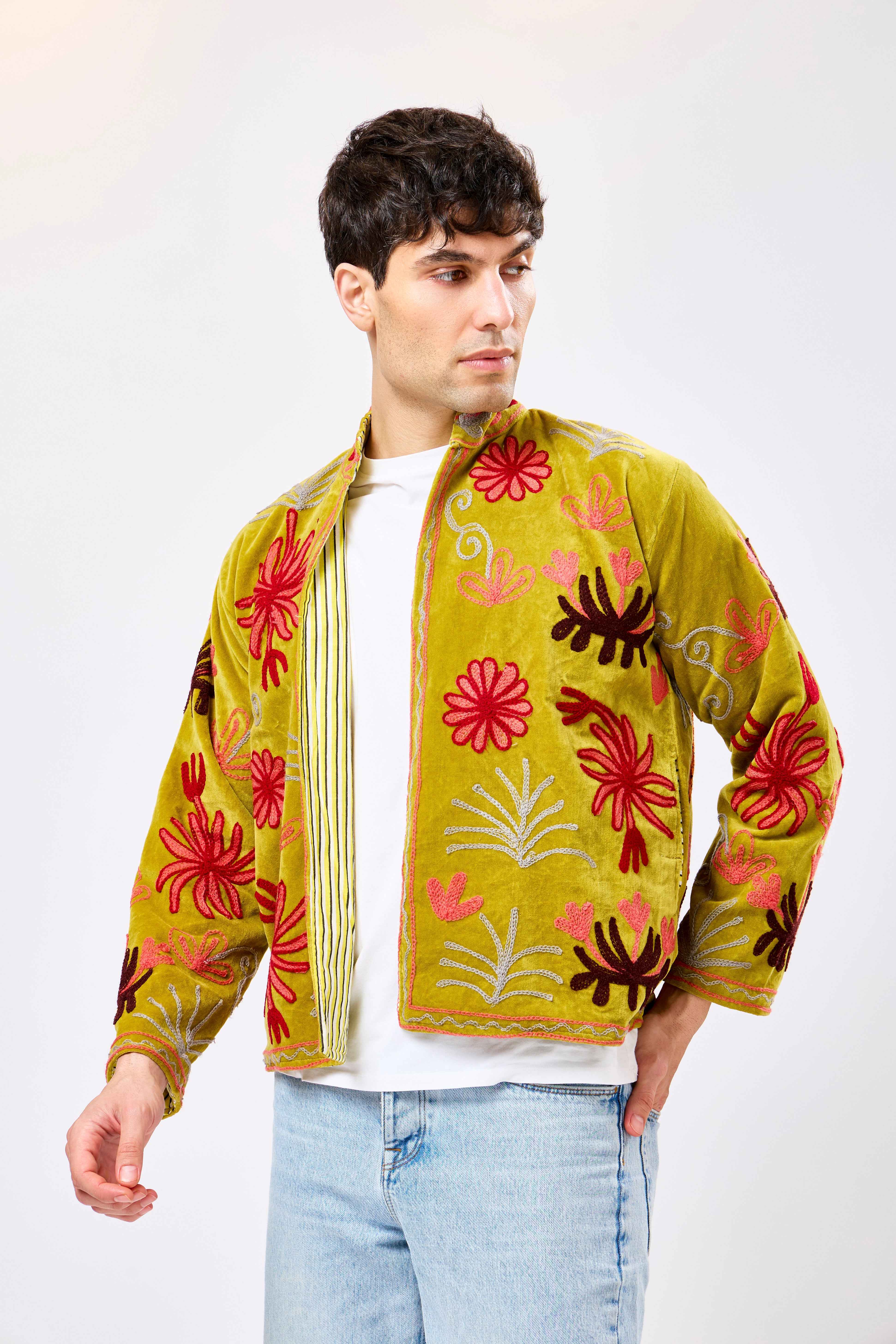 Image of Solvyn Short Velvet Jacket