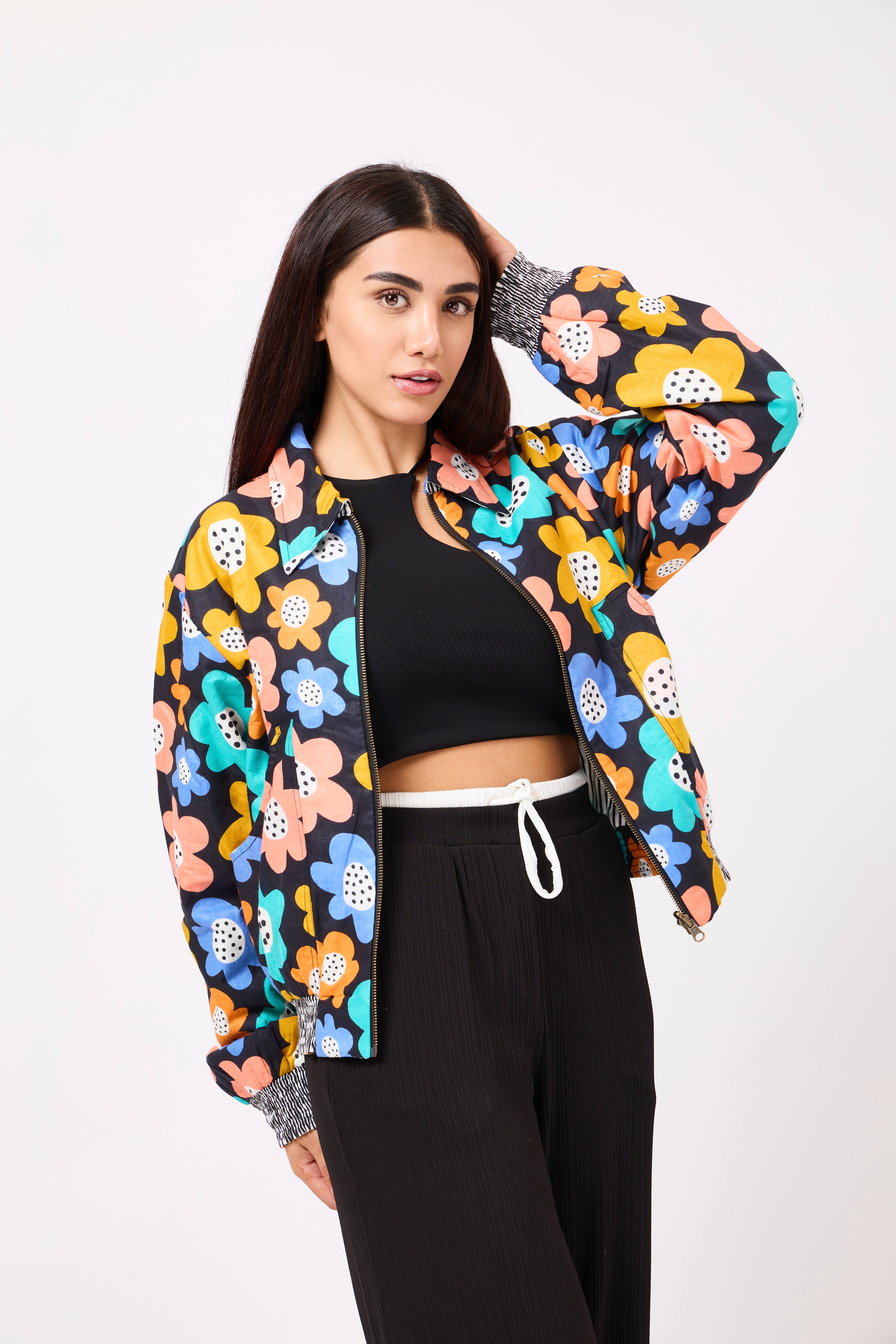 Velmora Short Velvet Jacket - MIXD